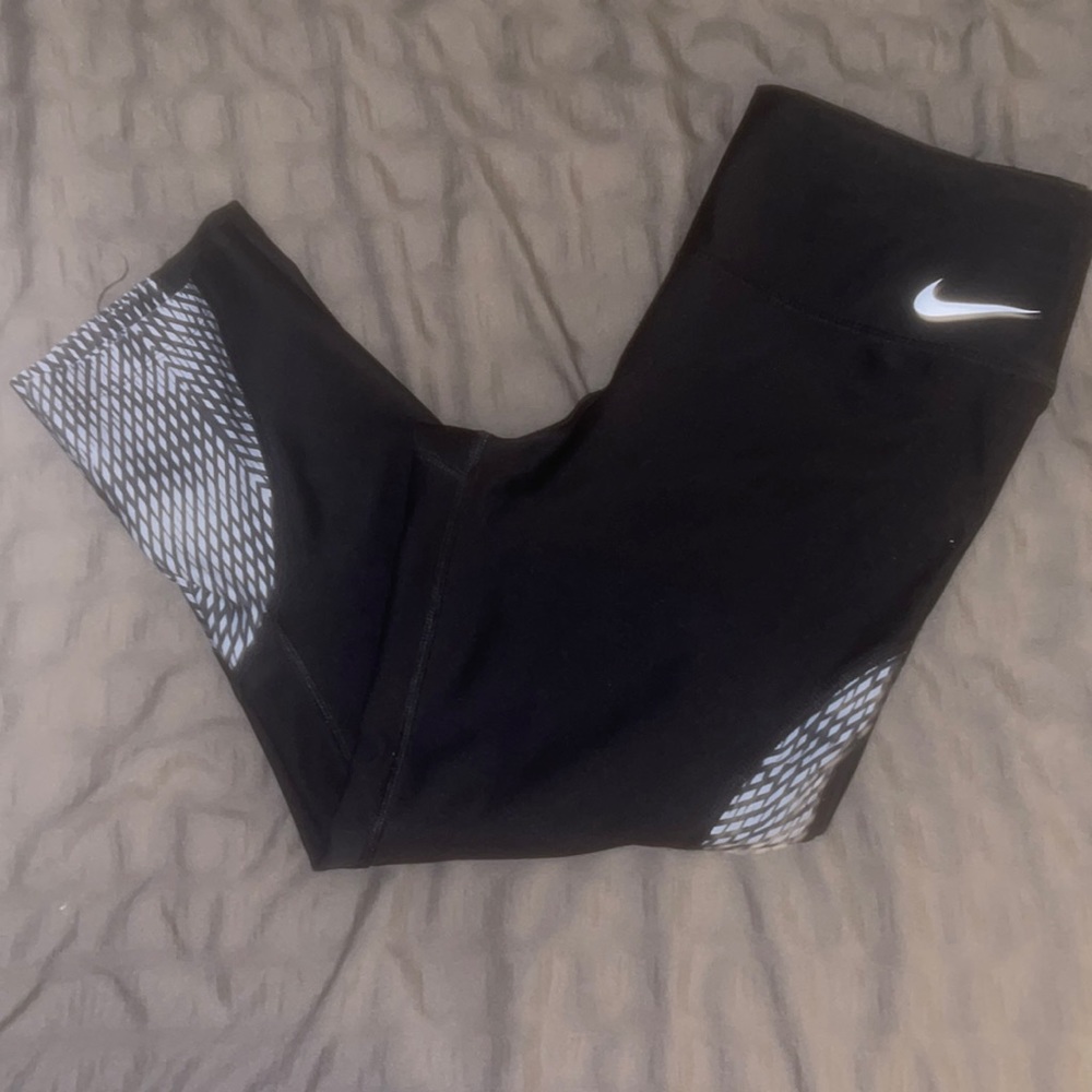Nike DRI-FIT Size Small Leggings